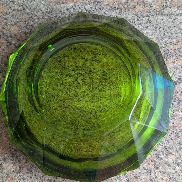 Vintage Viking Glass Emerald Green Diamond Point Candy Dish Compote - Picture 8 of 11